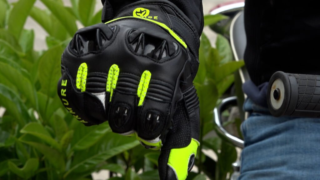 Mejores guantes de moto entretiempo.